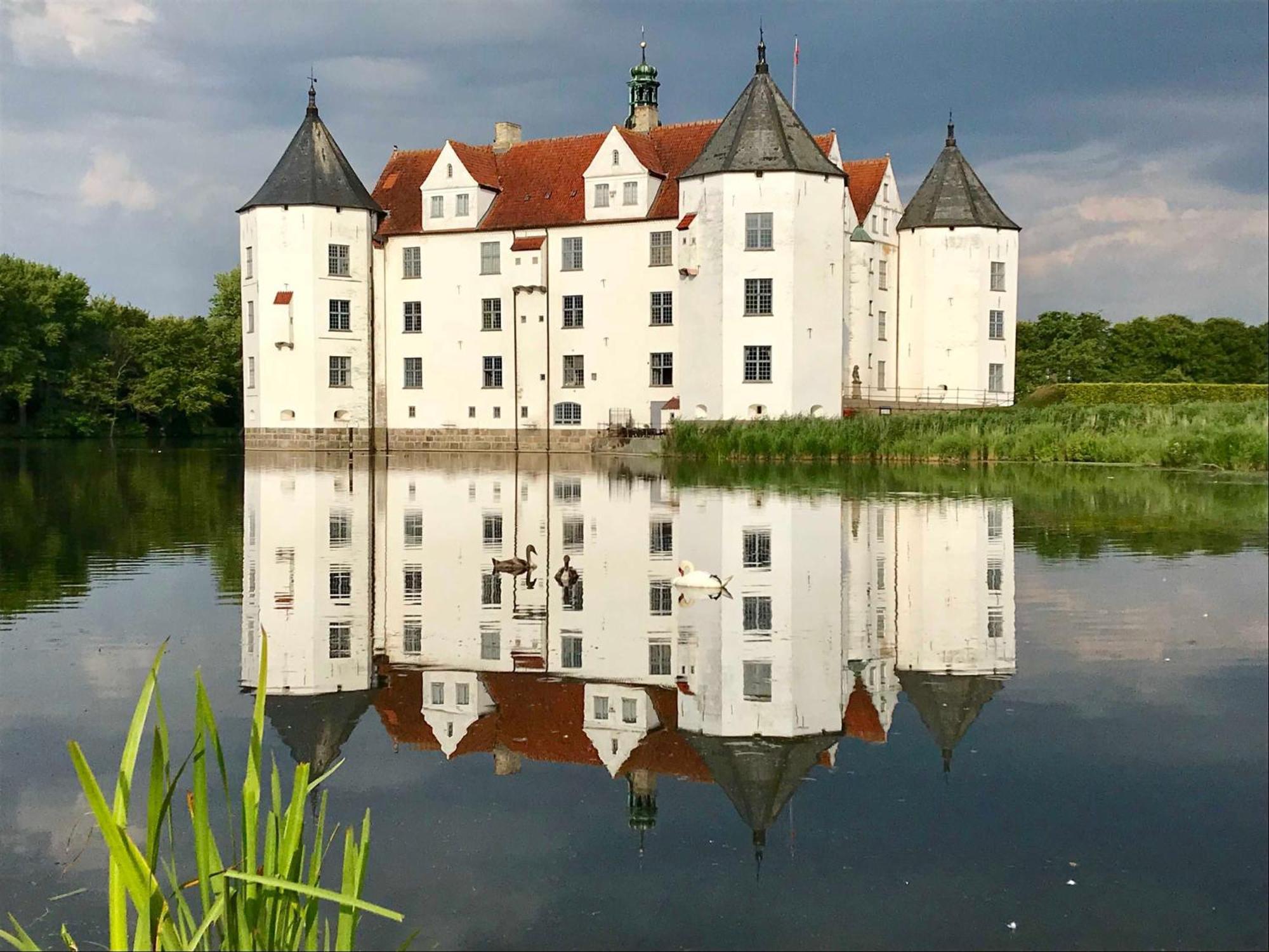 Ferienwohnung Skowronek Am Kurpark Gluecksburg Exterior photo